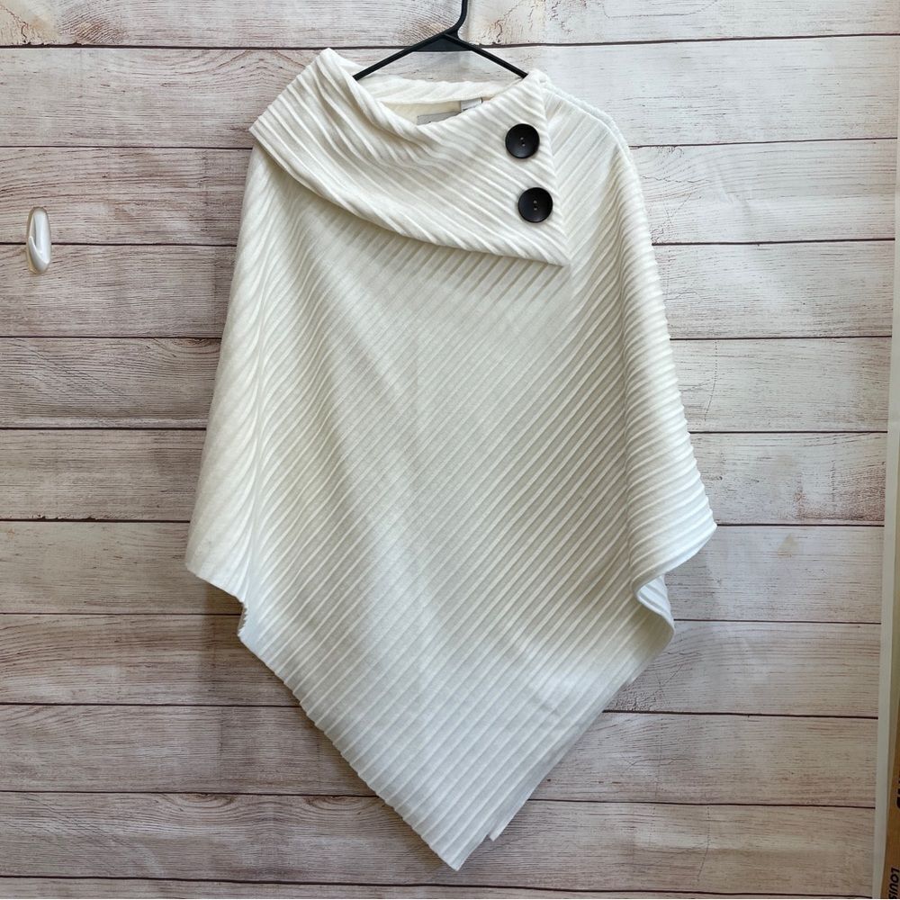 LE MODA FLEECE PONCHO‎ IN IVORY